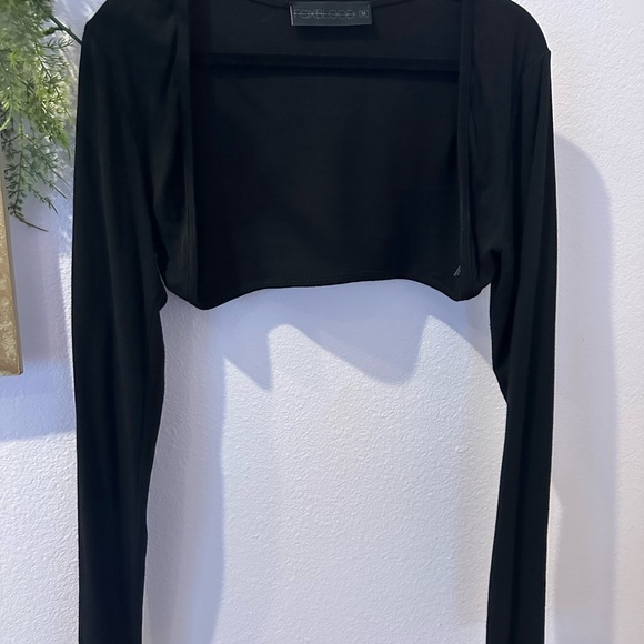 Foxblood Signature Bolero With Thumb Holes size medium - Picture 2 of 4